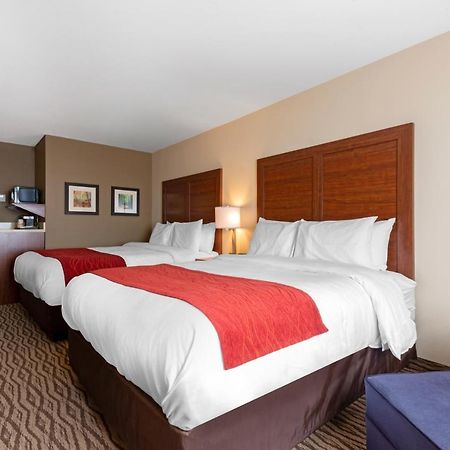 Comfort Inn & Suites Bowmanville Zewnętrze zdjęcie